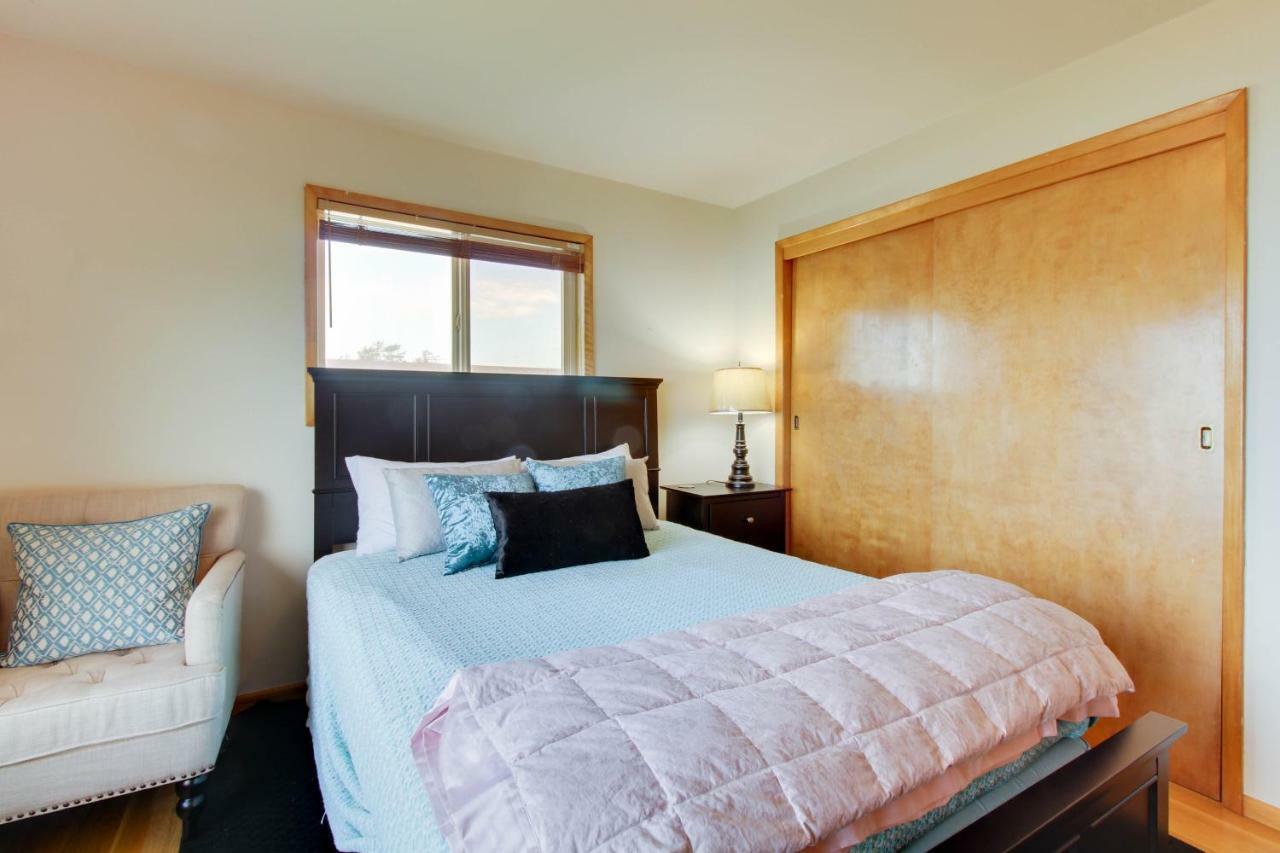 Lopez Island Agate Beach Waterfront Home Islandale Экстерьер фото